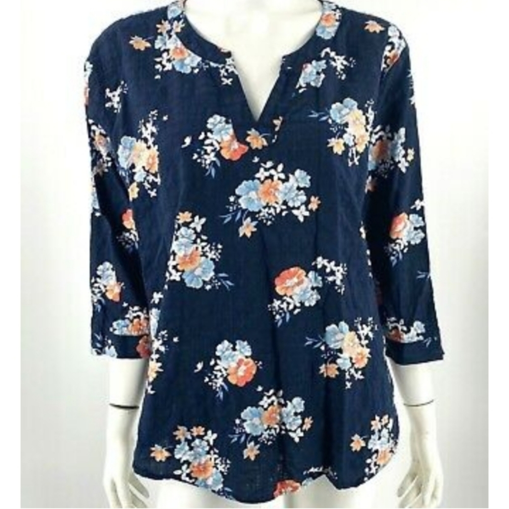 NWT Van Heusen floral blouse